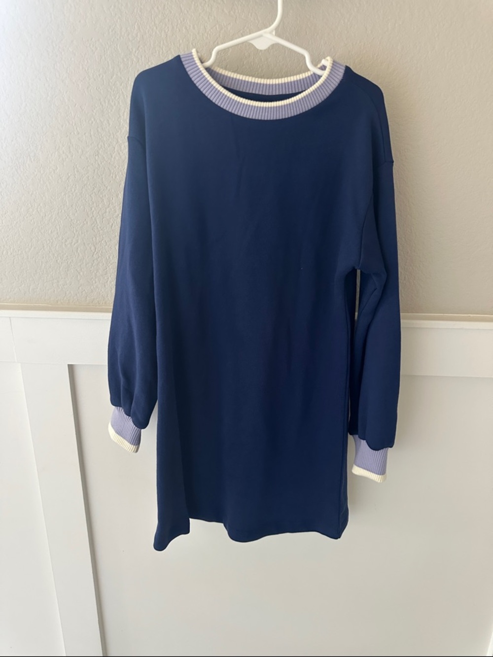Hanna Andersson Navy Blue Shirt with White and Lavender Trim Size 6-7